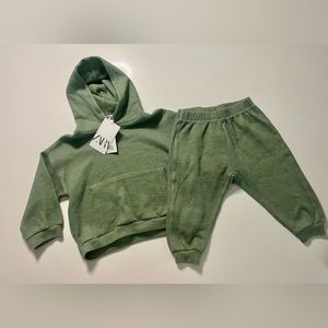 Zara Sweat Suit Unisex Size 2-3 Sage Green NWT